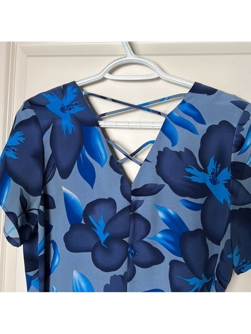 Penman’s Blue Vintage Floral Button Down Short Sleeved Size Small - Picture 9 of 11
